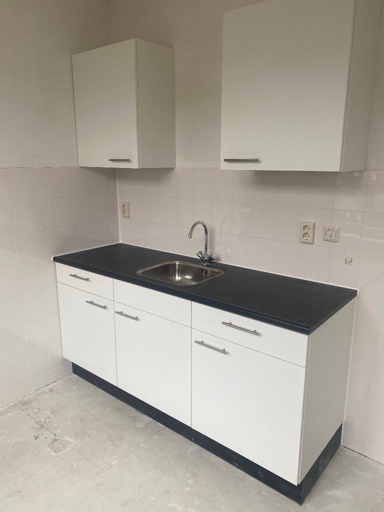 Bruynzeel keuken, Ophalen, Wit, Nieuw, Enkelwandige keuken