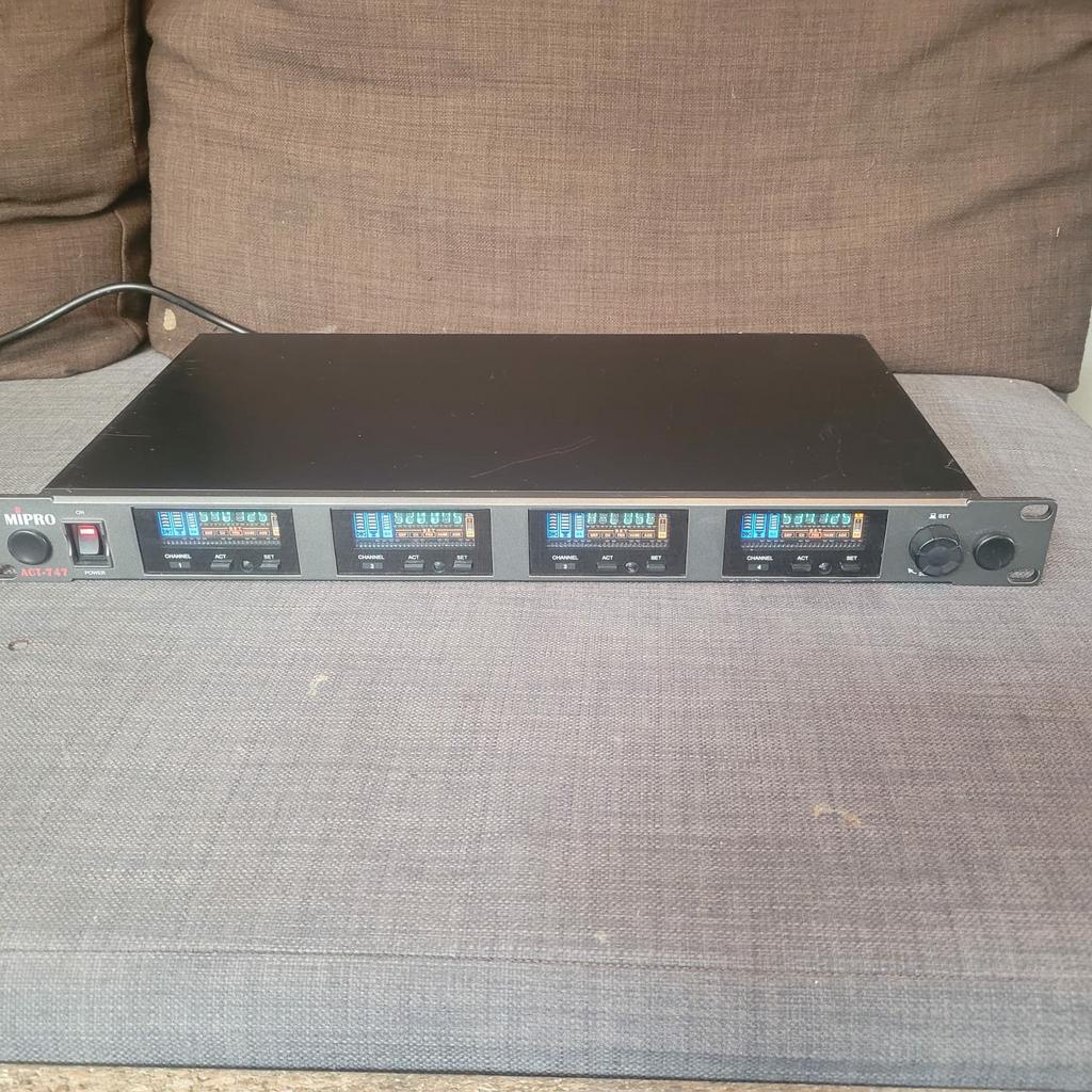 Mipro ACT-747 UHF-ontvanger, Muziek en Instrumenten, Ophalen, Zo goed als nieuw, Overige typen
