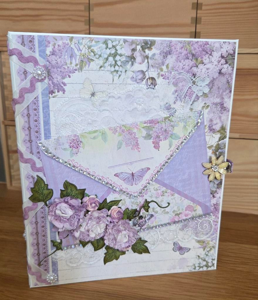 Scrapbook album Romance, Hobby en Vrije tijd, Scrapbooking, Ophalen of Verzenden, Nieuw, Album of Boek