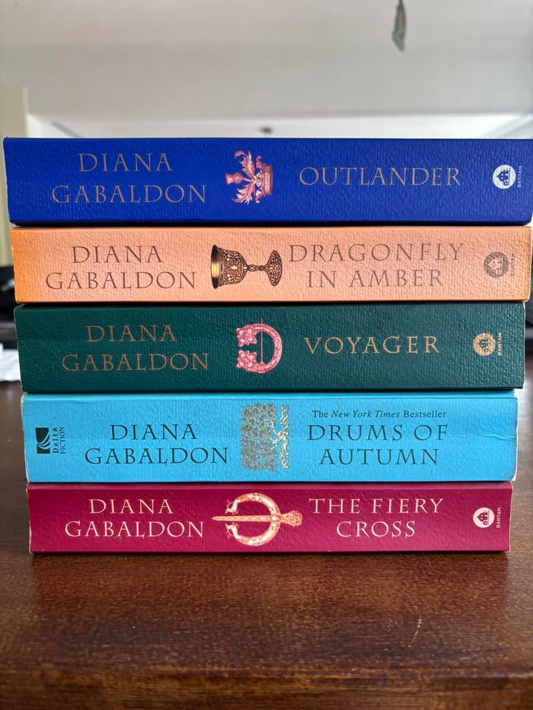 Outlander 5 delen, Ophalen of Verzenden, Gelezen