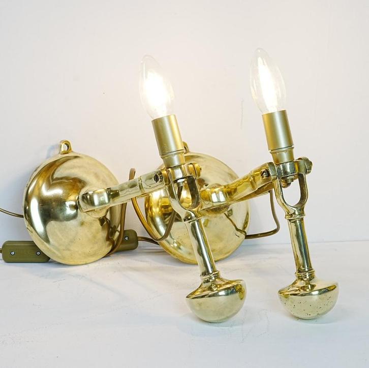 Een set antieke bronzen scheepslampen/gimballampen., Verzamelen, Scheepvaart, Zo goed als nieuw, Gebruiksvoorwerp, Motorboot of Zeilboot