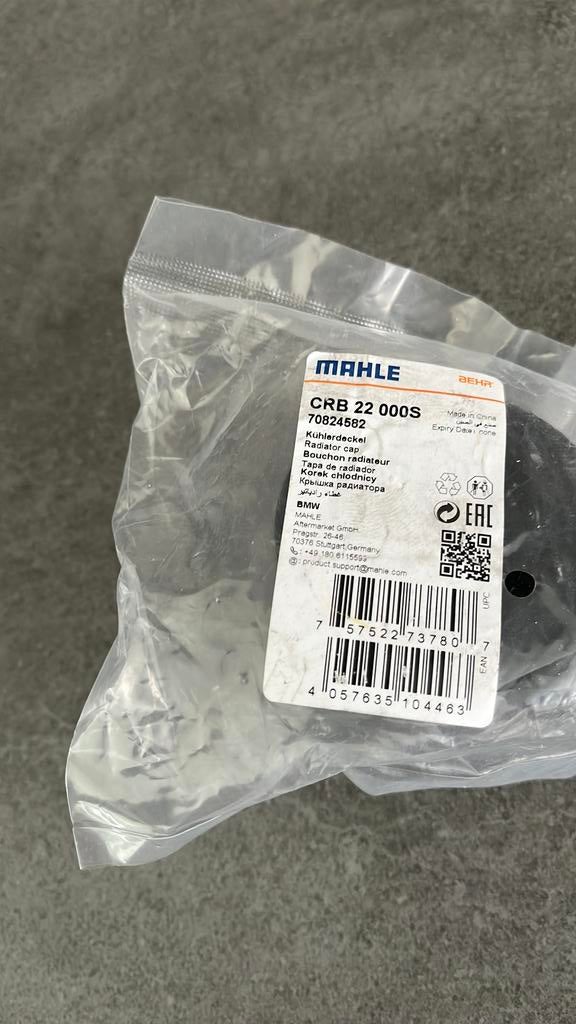 BMW radiator vuldop NIEUW, Ophalen of Verzenden, Nieuw, BMW