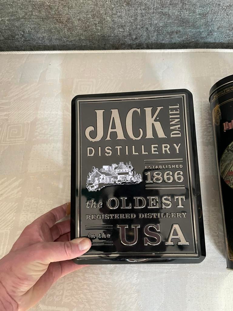 Diverse whiskey en bier blikken, Verzamelen, Ophalen, Zo goed als nieuw, Overige