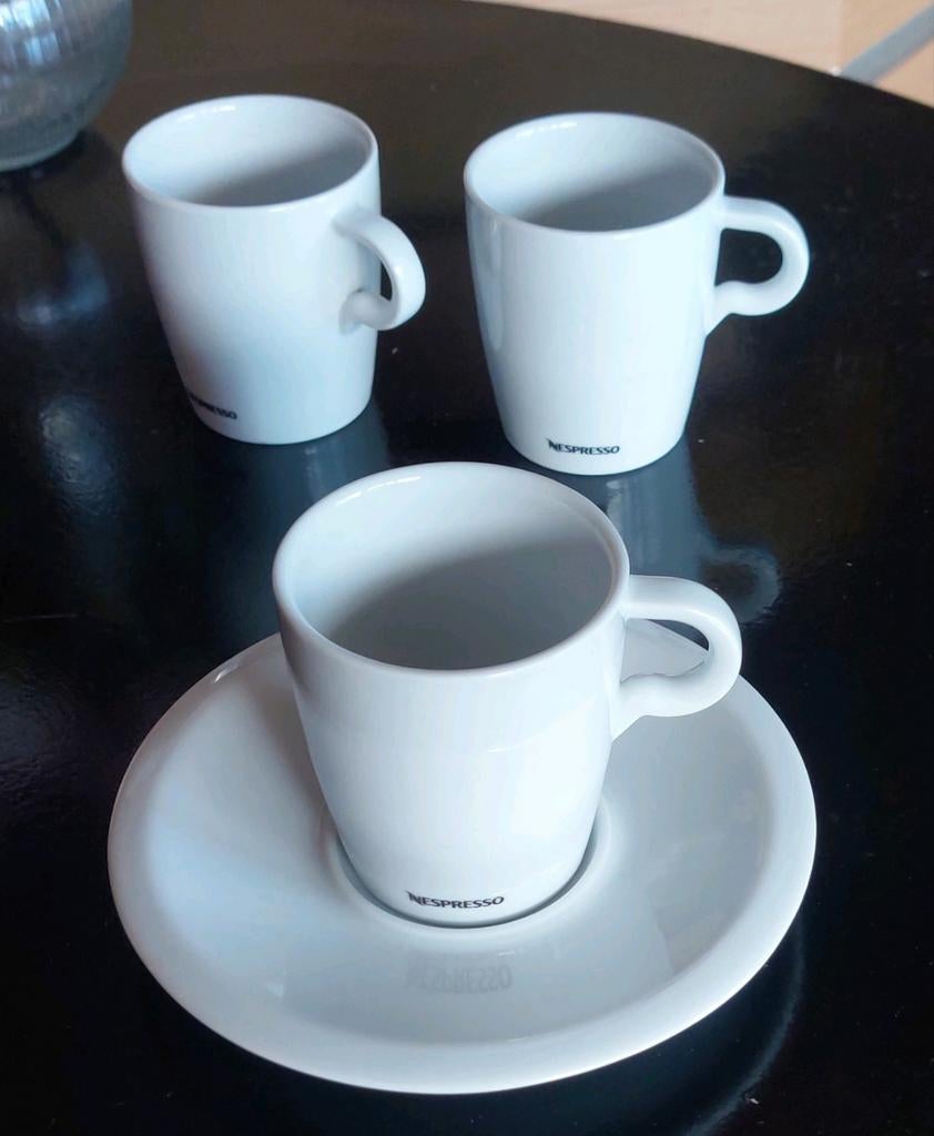 Nespresso kopjes + schotels set  | Meerdere sets beschik, Ophalen, Nieuw, Overige stijlen, Kop(pen) en/of Schotel(s)