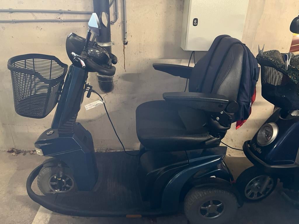 Scootmobiel te koop, Ophalen of Verzenden, Zo goed als nieuw, 36 t/m 45 km, Sterling