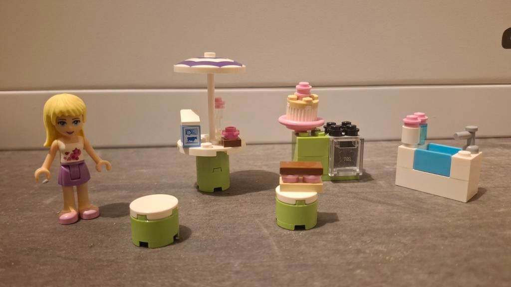 Lego friends Stephenie's buitenkeuken, Ophalen of Verzenden, Zo goed als nieuw, Complete set, Lego