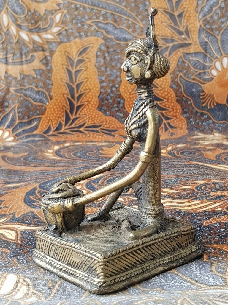 Prachtig antiek brons beeldje uit India van een man 13,4 cm., Antiek en Kunst, Ophalen of Verzenden