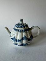 Antiek Chinees Kangxi Theepotje 1662-1772, Ophalen of Verzenden