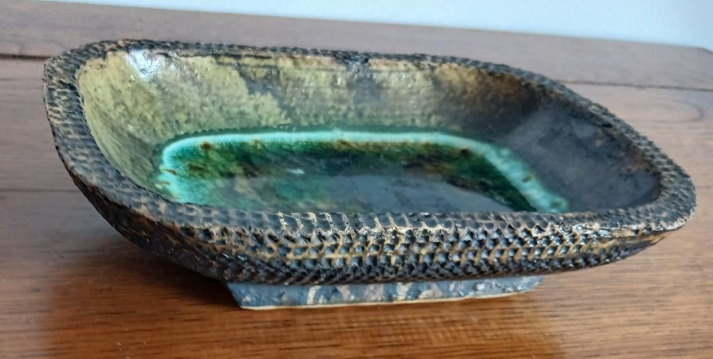 Unieke Vintage Brutalist keramieken schaal Agu Reuver, Antiek en Kunst, Ophalen of Verzenden