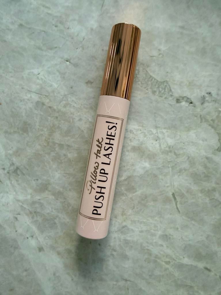 Pillow talk mascara, Sieraden, Tassen en Uiterlijk, Uiterlijk | Cosmetica en Make-up, Ogen, Zwart, Nieuw, Ophalen of Verzenden