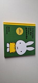 Nijntje in de diergaarde - Dick Bruna (Hardcover) opse rotje, Ophalen of Verzenden, Zo goed als nieuw, Dick Bruna, Sprookjes