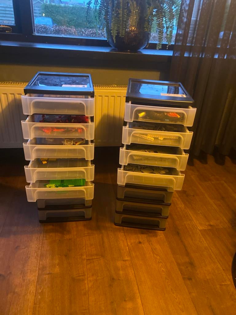 Twee kastjes vol met LEGO, Kinderen en Baby's, Speelgoed | Duplo en Lego, Gebruikt, Lego, Ophalen of Verzenden, Losse stenen