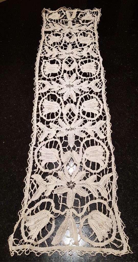 Brocante Kant Tafelloper 87x22 cm, Ophalen of Verzenden, Gebruikt, Rechthoek, Binnen