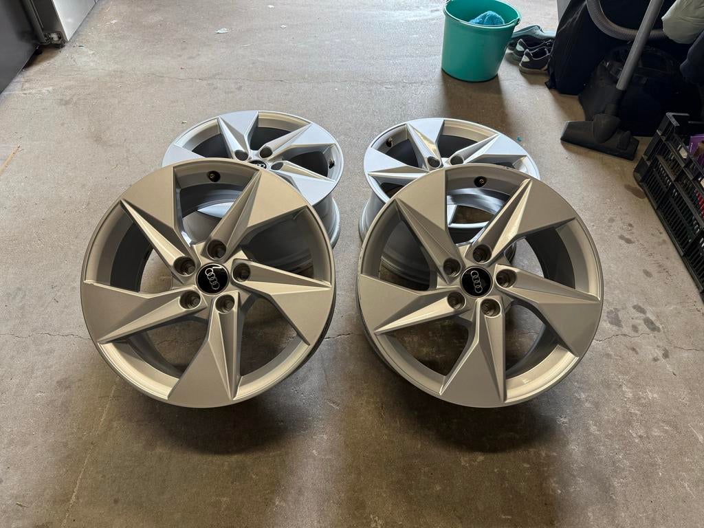 17 inch velgen Audi A3 - Origineel, Auto-onderdelen, Banden en Velgen, Gebruikt, Velg(en), 17 inch, Ophalen of Verzenden
