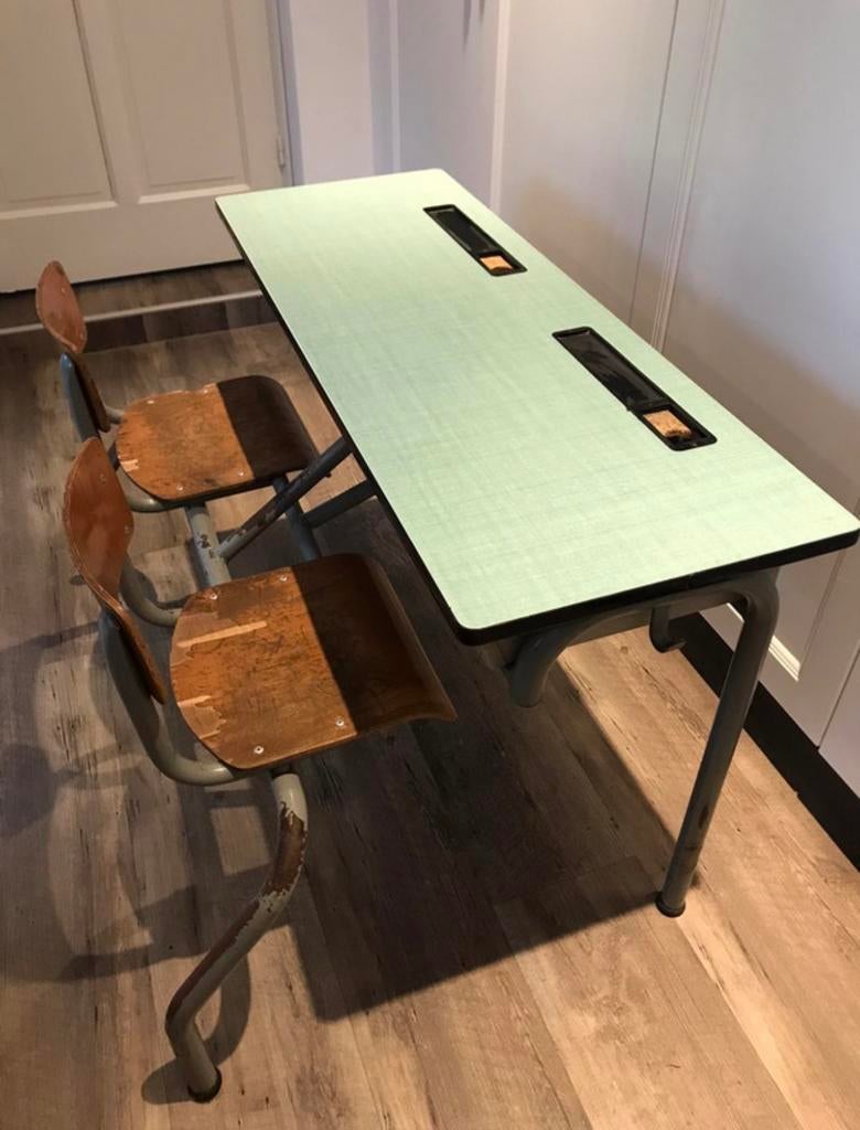 Vintage bureau (kind), Huis en Inrichting, Bureaus, Ophalen, Zo goed als nieuw