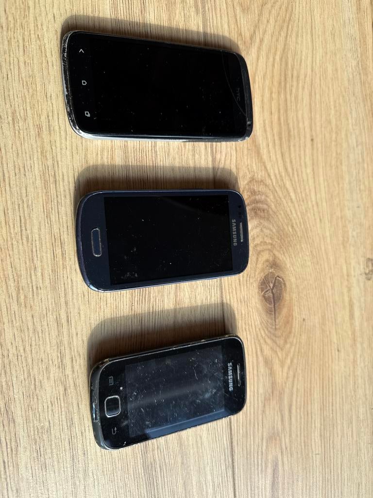 Werkende touchscreen-telefoons (HTC en Samsung), Gebruikt, Overige modellen, Ophalen of Verzenden, Minder dan 3 megapixel