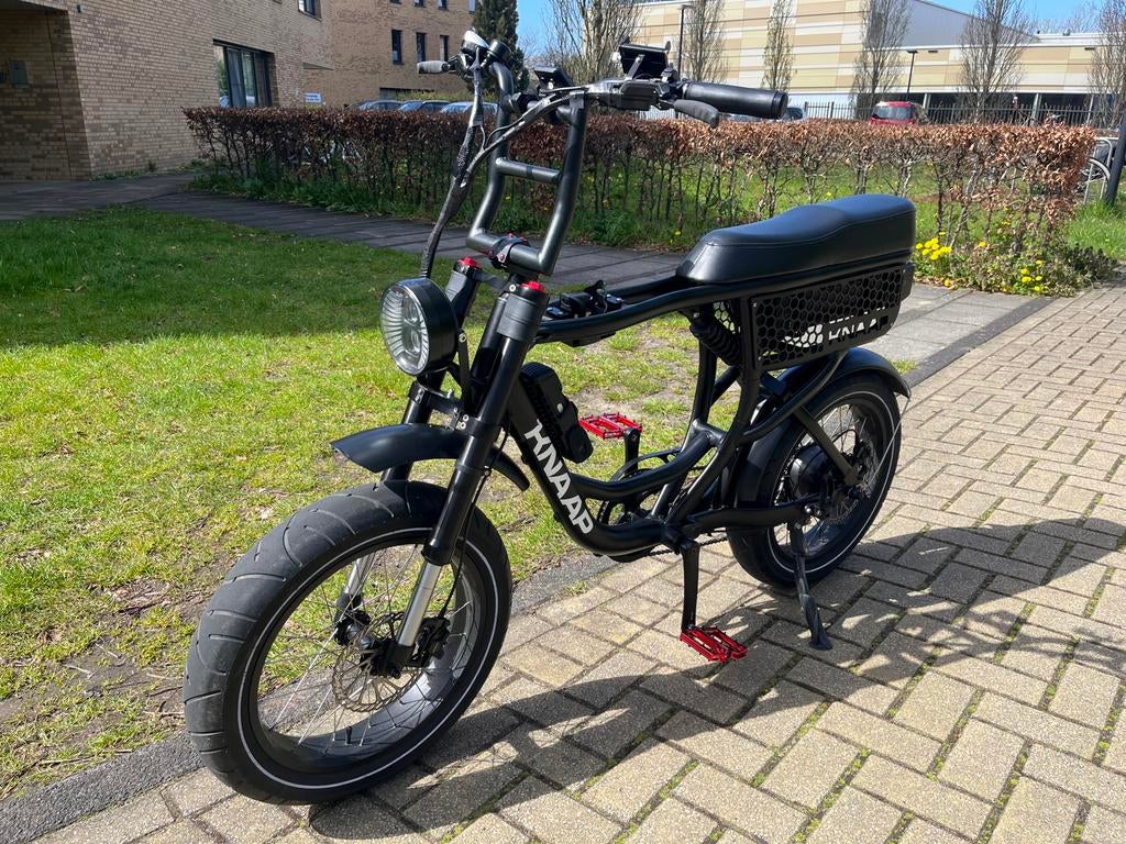 Knaap BCN  Custom fatbike zwart met rode accenten, Zo goed als nieuw, 59 cm of meer, 50 km per accu of meer, Ophalen