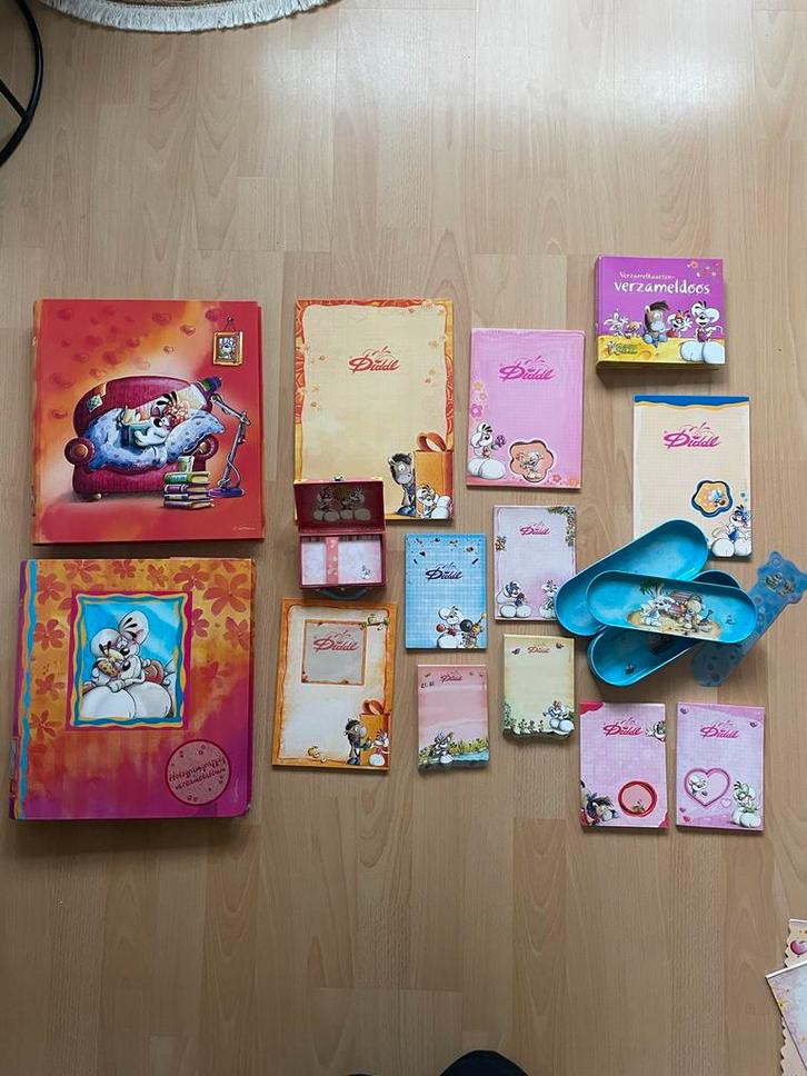 Diddl verzameling: mappen, blokken, knuffeltje & meer, Verzamelen, Diddl, Gebruikt, Overige typen, Verschillende figuren, Ophalen of Verzenden