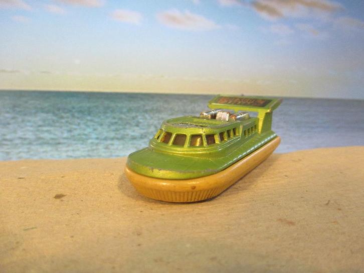 Military Hovercraft - Matchbox MB2 1976, Hobby en Vrije tijd, Modelauto's | Overige schalen, Gebruikt, Auto, Ophalen of Verzenden