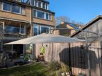 Mooie Zweefparasol inclusief 4 vulbare tegels, Tuin en Terras, Ophalen, Gebruikt, Zweefparasol