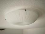 Plafonnière melkglas met subtiele streep, Ophalen of Verzenden, Zo goed als nieuw, Glas, Tijdloos