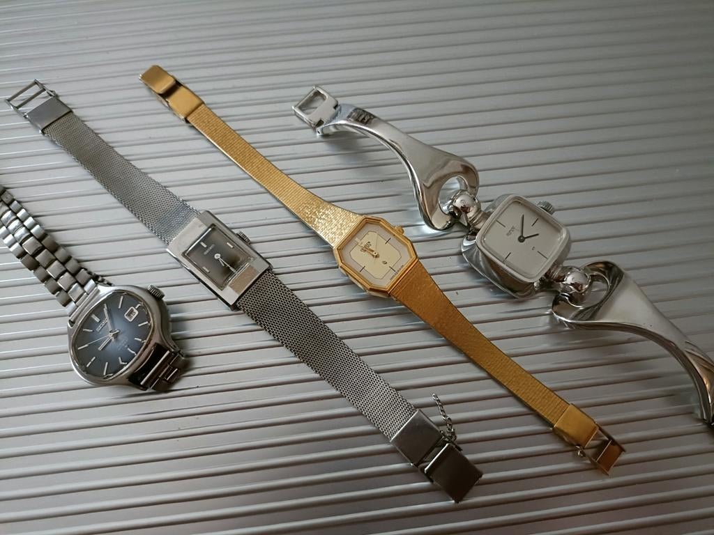 3x Vintage Dames Horloges Quartz Opwinders Seiko Zie Fotos, Sieraden, Tassen en Uiterlijk, Horloges | Dames, Gebruikt, Staal, Polshorloge