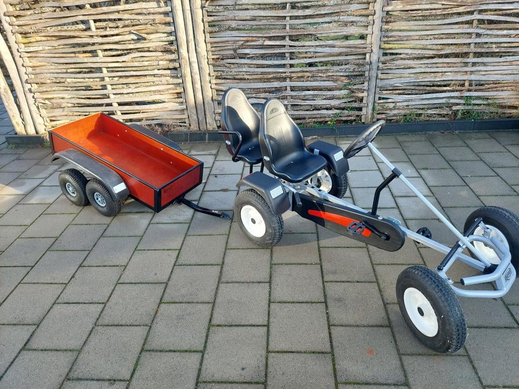 Berg skelter met duozit en aanhanger, Kinderen en Baby's, Speelgoed | Buiten | Skelters, Ophalen, Zo goed als nieuw, Berg, Duozit