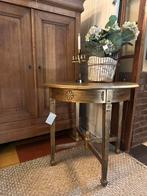 Antieke wijntafel in renaissance stijl, Ophalen