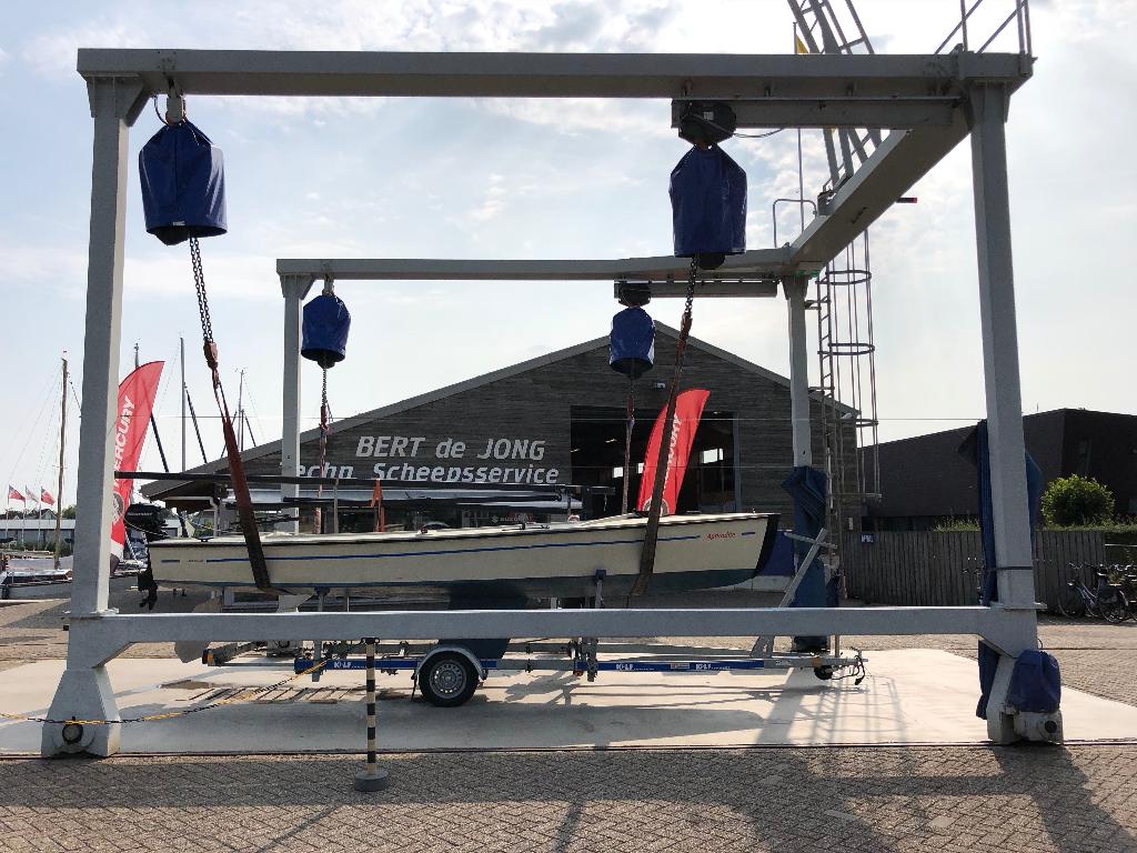Polyvalk open zeilboot (Ottenhome) vaarklaar met motor, Ophalen, Gebruikt, 6 meter of meer, Buitenboordmotor
