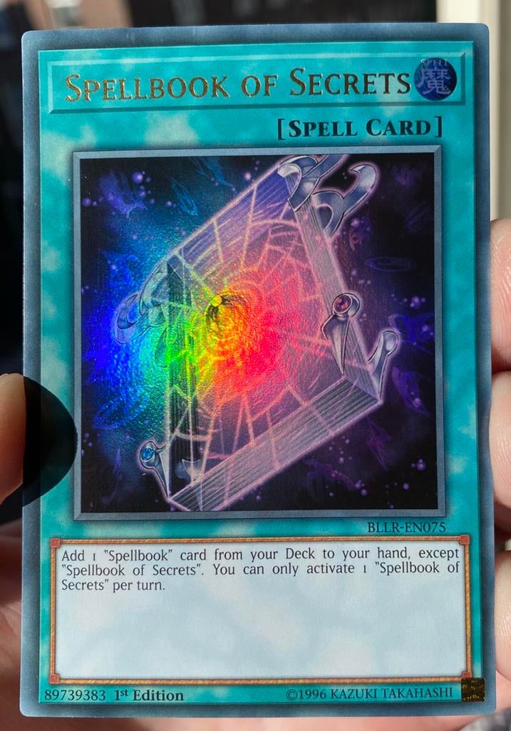 Yu-Gi-Oh! Spellbook of Secrets BLLR 1st Ed M/NM, Ophalen of Verzenden, Zo goed als nieuw, Losse kaart, Foil