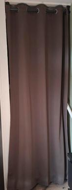 Zgan bruin gordijn met ringen. Velours., Ophalen of Verzenden, Zo goed als nieuw, Bruin, 200 cm of meer