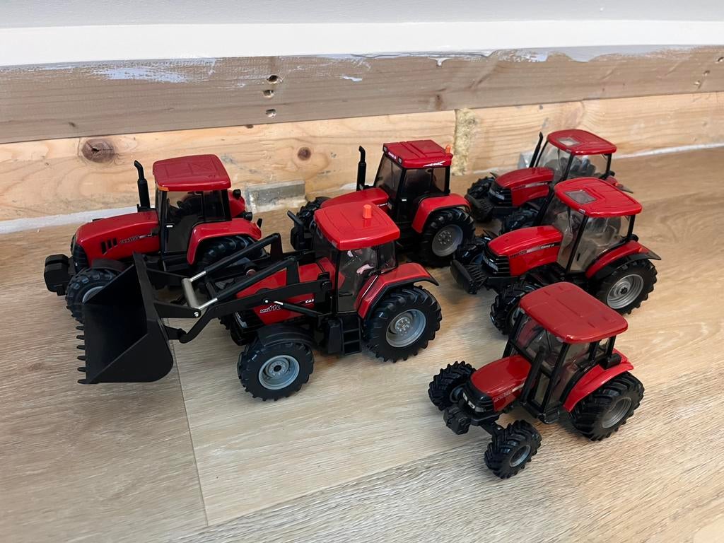 Britains en ERTL Case, Hobby en Vrije tijd, Modelauto's | 1:32, Ophalen of Verzenden, Zo goed als nieuw, Tractor of Landbouw, Britains