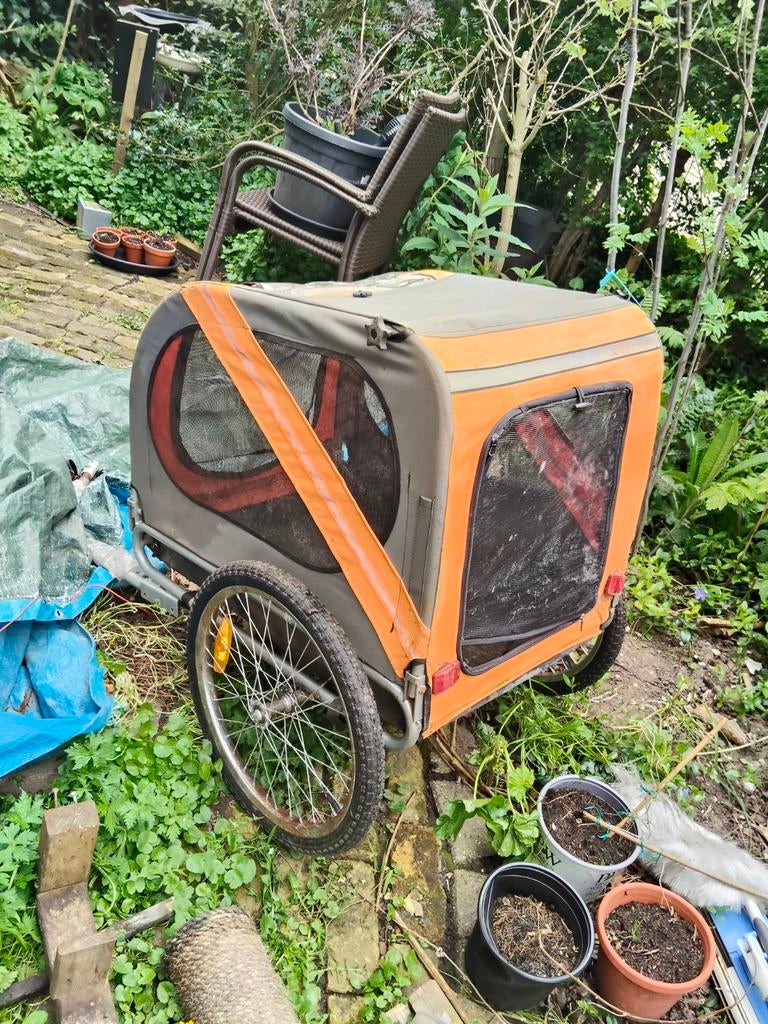 Gratis hondenkar voor grote hond., Ophalen, Gebruikt, Hondenkar, 20 tot 40 kg