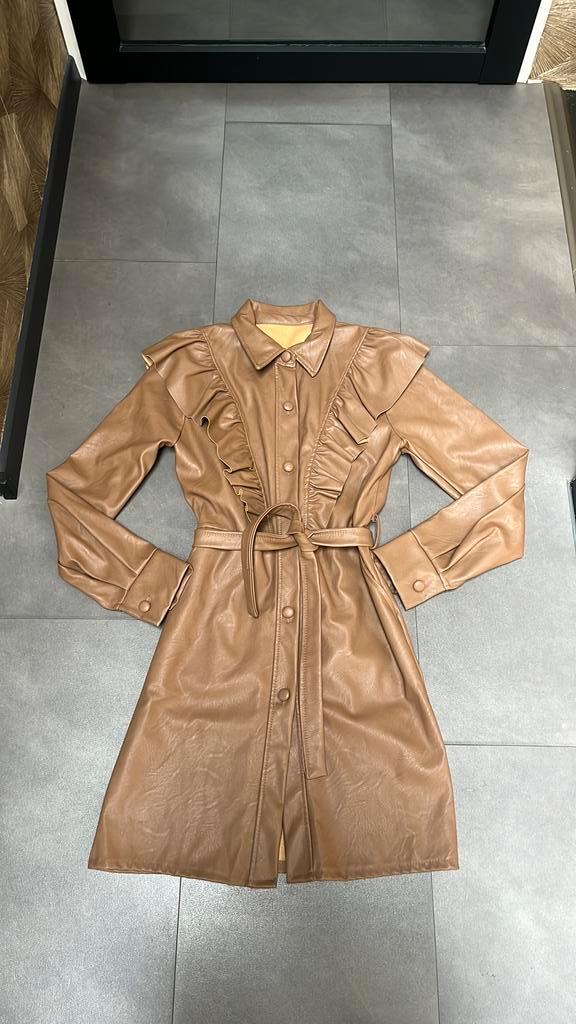 Trendy faux leather jurk/jas – XS/S, Kleding | Dames, Jurken, Zo goed als nieuw, Maat 34 (XS) of kleiner, Bruin, Boven de knie