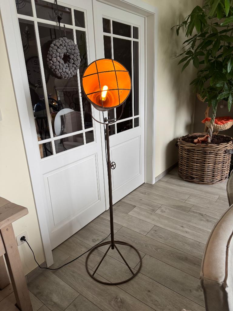 Industriële vloerlamp met sier spaarlamp, Ophalen, Gebruikt, 150 tot 200 cm, Industriële landelijk…