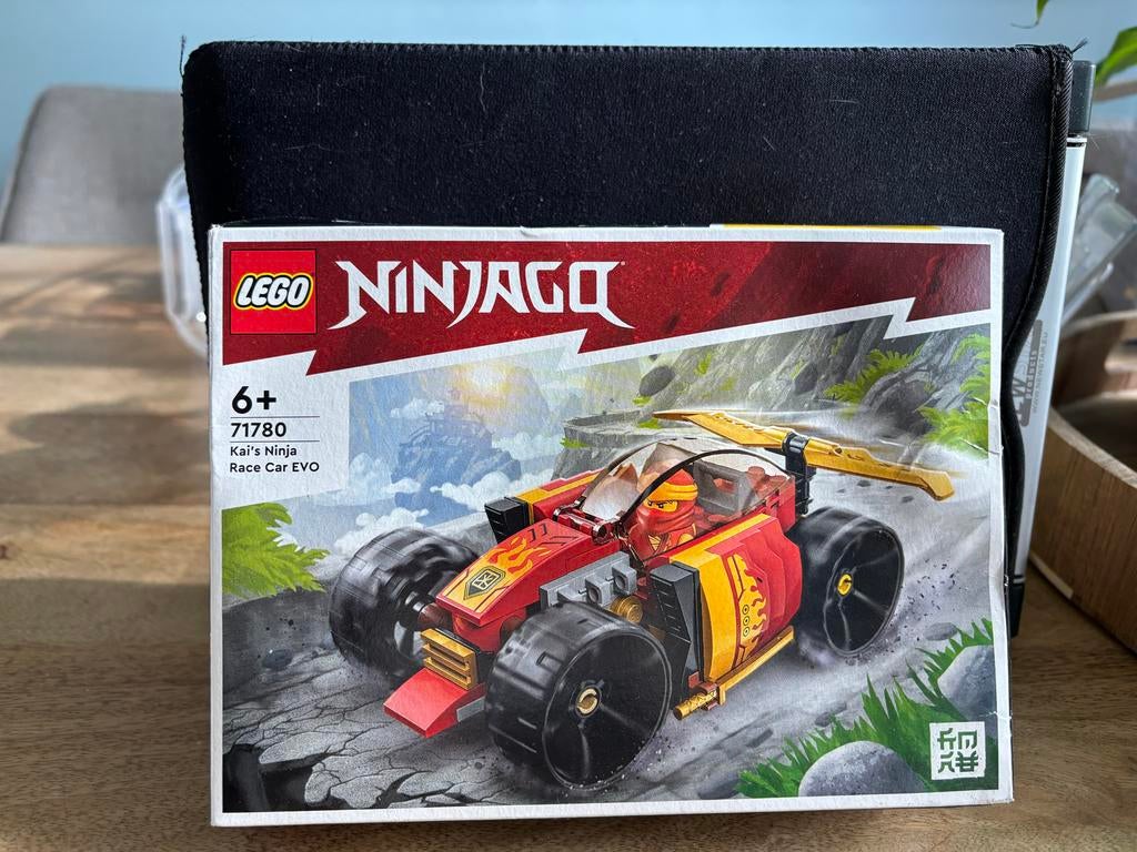 Lego Ninjago en Marvel sets, Kinderen en Baby's, Speelgoed | Duplo en Lego, Lego, Ophalen of Verzenden, Zo goed als nieuw, Inclusief instructies