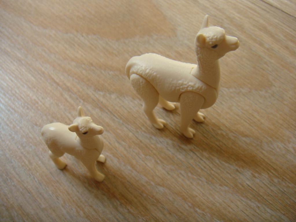 Playmobil 70350 alpaca met baby, complete set ALS NIEUW!, Kinderen en Baby's, Ophalen of Verzenden, Zo goed als nieuw, Complete set