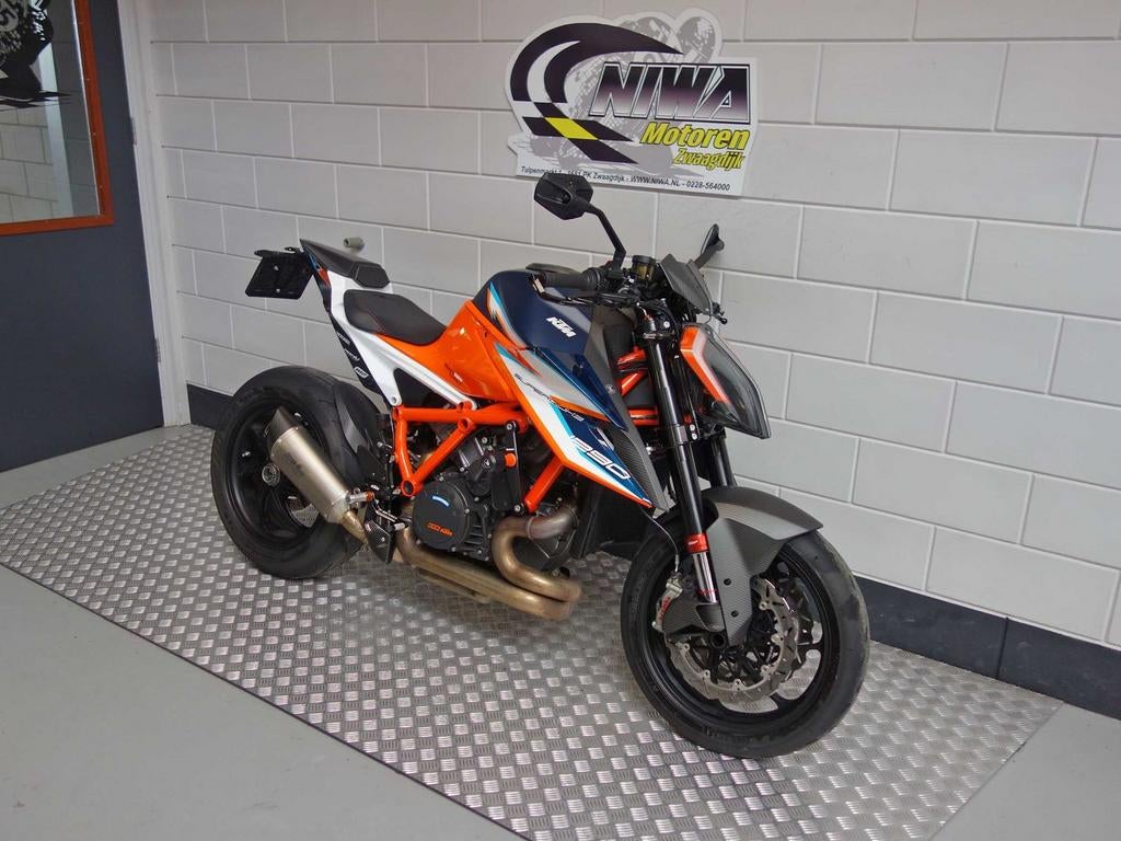 KTM 1290 SUPER DUKE RR, 2 cilinders, KTM, Motorrijbewijs A, Bedrijf