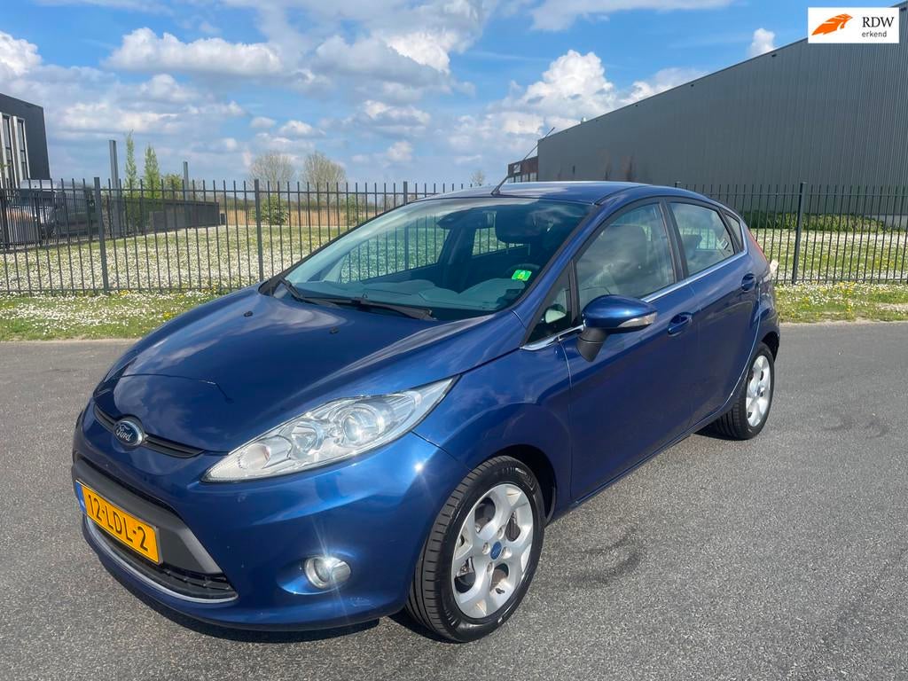 Ford Fiesta 1.6 120pkTitanium|5drs|Apk 5-2027|Bluetooth|Clim, Voorwielaandrijving, Blauw, Origineel Nederlands, Bedrijf