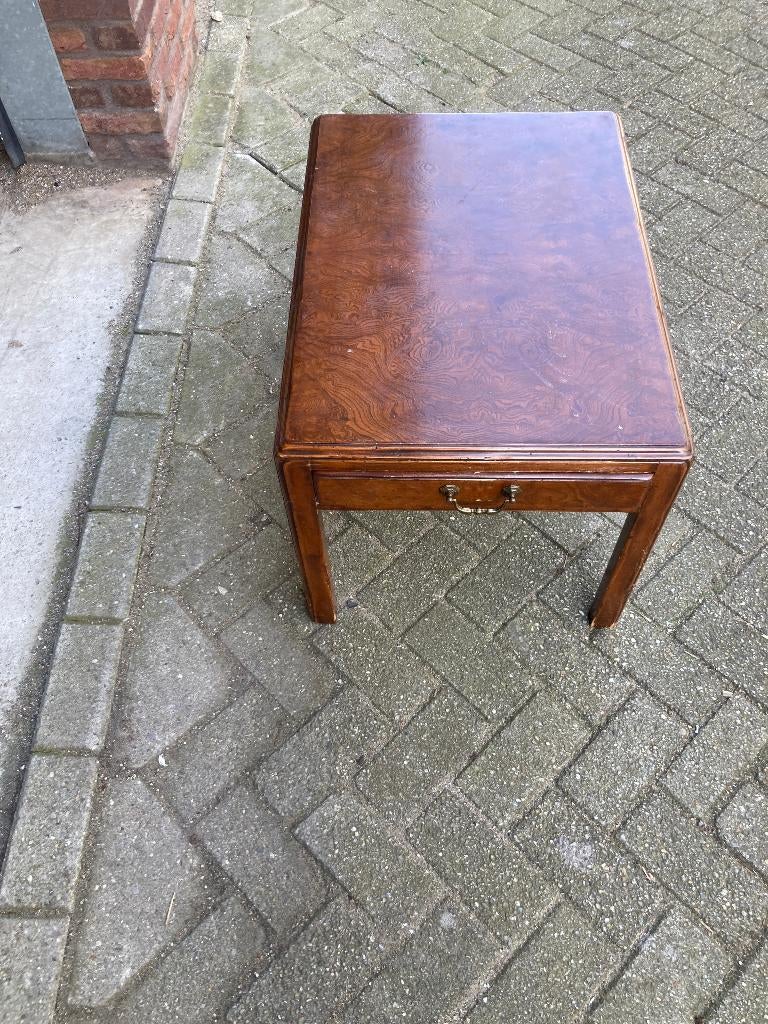 T.K. noten salontafel  met een grote lade zie foto' s, Ophalen, Gebruikt, 50 tot 100 cm, 50 tot 100 cm