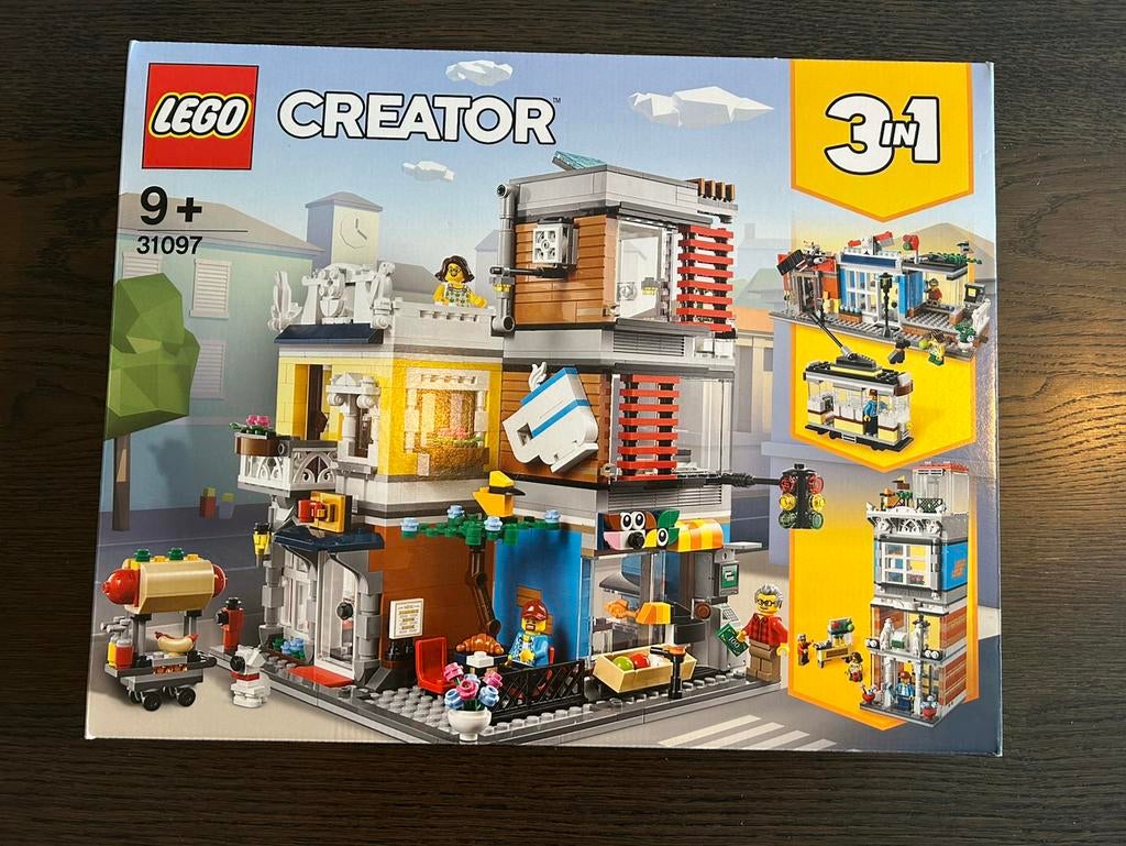 LEGO Creator Woonhuis, Dierenwinkel & Café - 31097, Kinderen en Baby's, Speelgoed | Duplo en Lego, Ophalen of Verzenden, Gebruikt