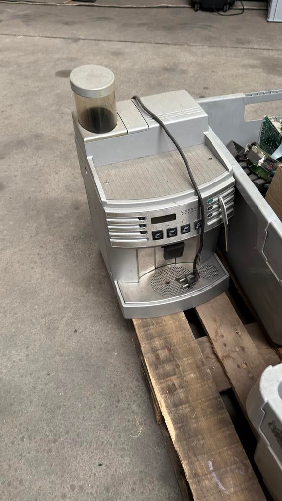 Koffiemachines voor onderdelen, Witgoed en Apparatuur, Koffiezetapparaten, Ophalen, Niet werkend, Koffiemachine, Koffiebonen