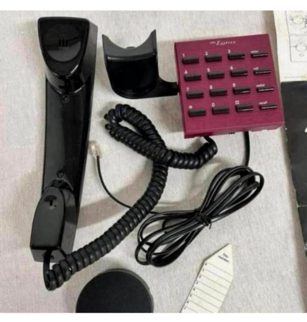 Kirk Lotus W - Modellerne Vintage wandtelefoon muur telefoon, Ophalen of Verzenden, Zo goed als nieuw, H, H