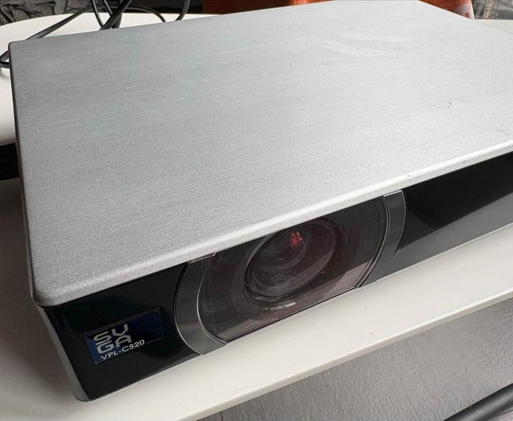 Sony VPL-CS20 LCD Projector - Compact en Draagbaar, Audio, Tv en Foto, Beamers, Gebruikt, LCD, Overige resoluties, Ophalen of Verzenden