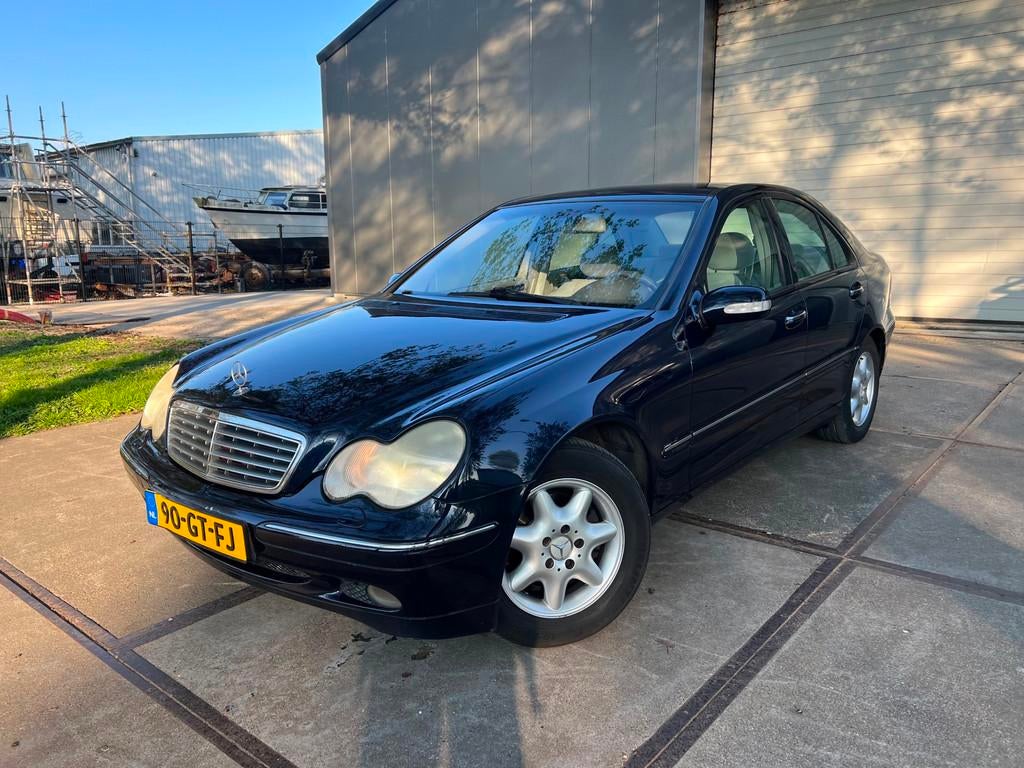 Mercedes C-Klasse C180Elegance Automaat 167.183KM, Auto's, Mercedes-Benz, 1998 cc, Gebruikt, Beige, 4 cilinders