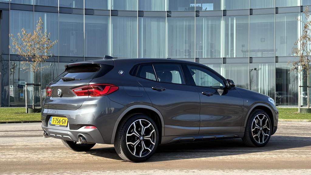 BMW X2 SDrive20i M-Sport High Executive, 1435 kg, Leder, SUV of Terreinwagen, 750 kg