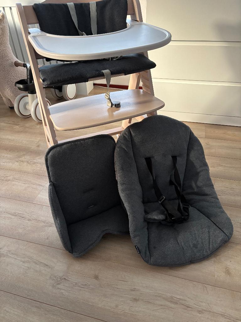 Kinderstoel + newborn set, Kinderen en Baby's, Kinderstoelen, Ophalen, Zo goed als nieuw, Meegroeistoel, Gordel(s)