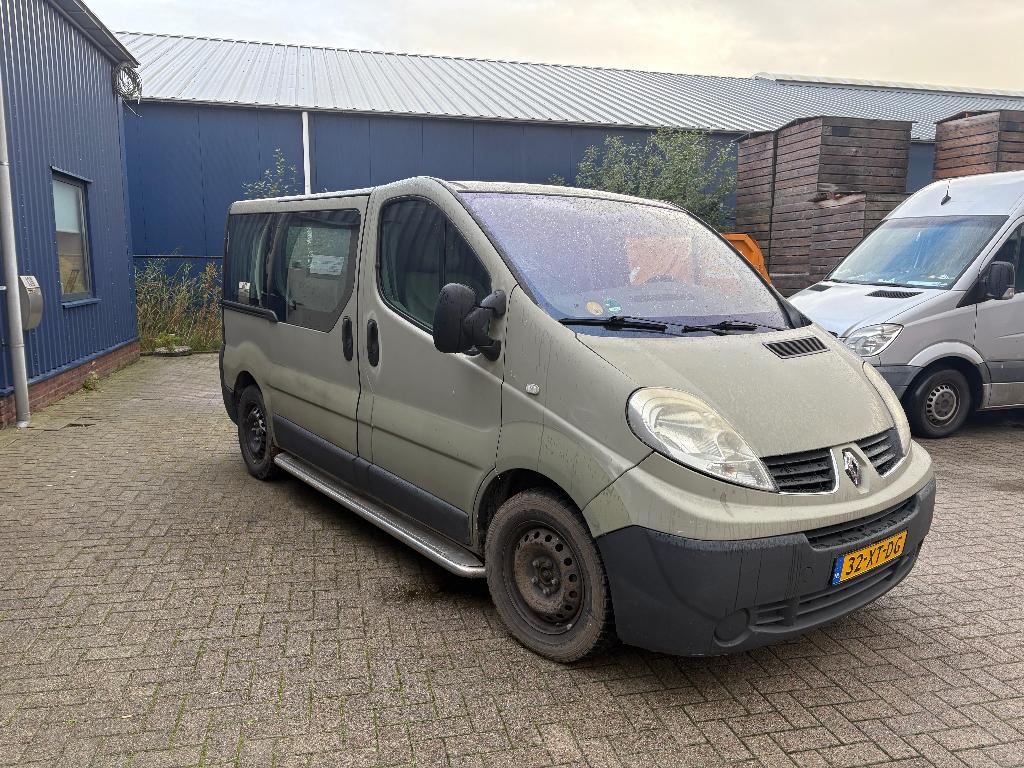Renault trafic camperbus, opknapper!, Caravans en Kamperen, Campers, Overige merken, Half-automaat, Diesel, Particulier