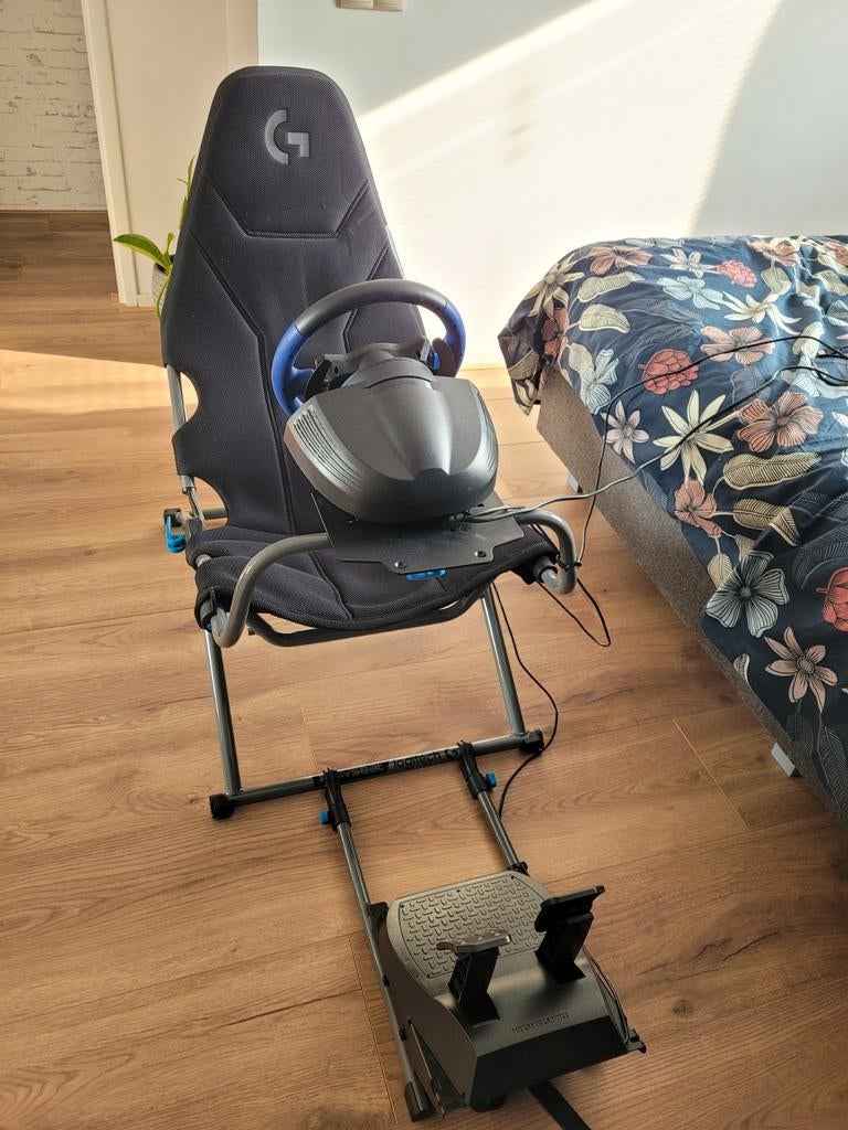 Logitech G Playseat Challenge X + Thrustmaster stuur T150, Ophalen, Zo goed als nieuw, Playseat of Racestoel, PlayStation 3