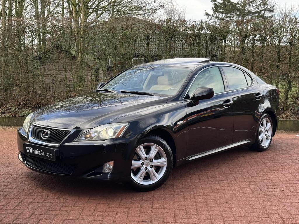 Lexus IS250 Luxury YOUNGTIMER Trekhaak Dakraam DEALER ONDERH, Auto's, Lexus, Gebruikt, Zwart, 11 km/l, 208 pk